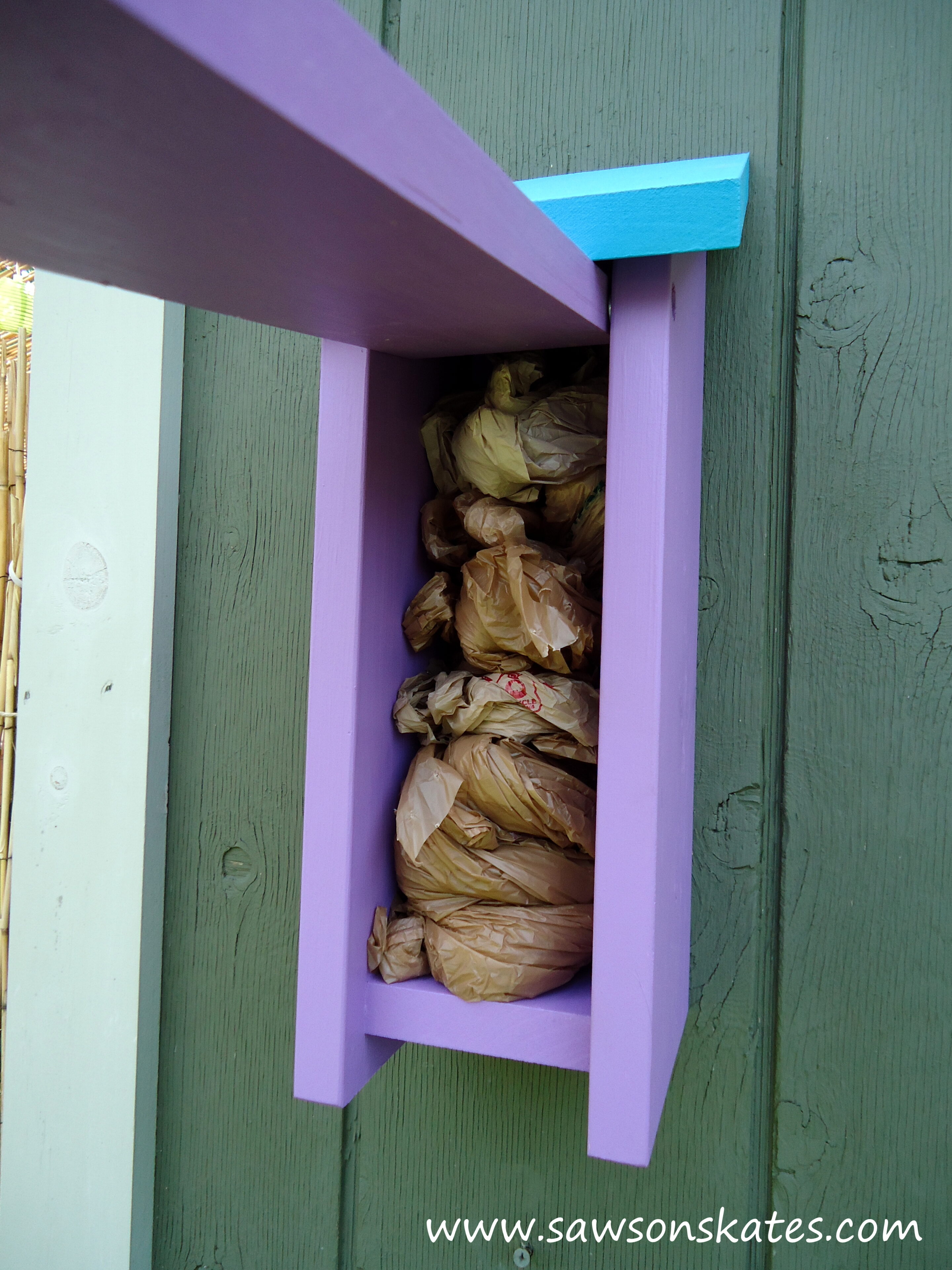 Birdhouse Poop Bag Dispenser load bags