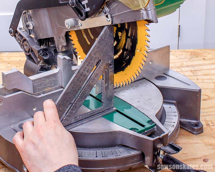 Is your miter saw cutting crooked? It's easy to fix! Simple adjustments to the saw blade and the fence will guarantee straight and accurate cuts every time.