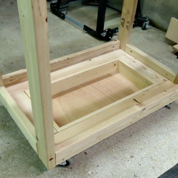 DIY Fliptop Workbench Cart Storage Tray