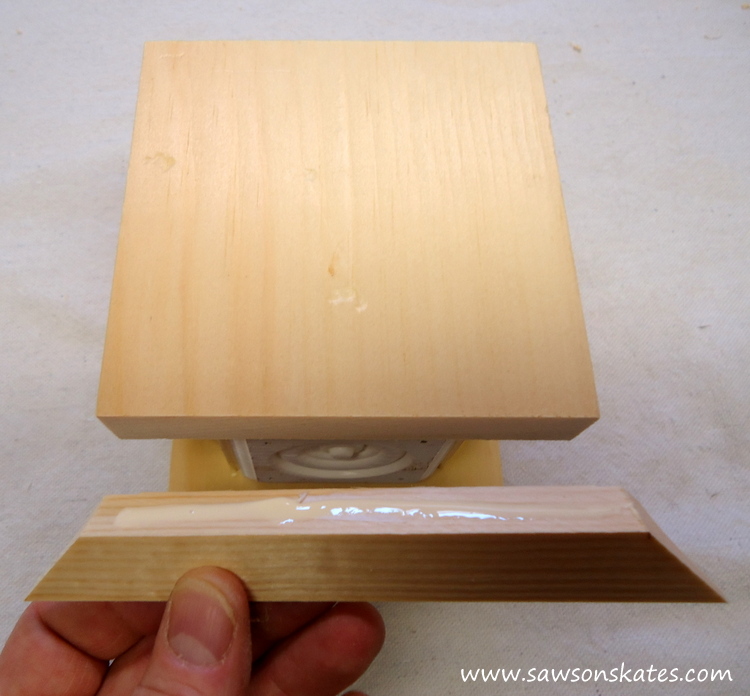 Easy wooden DIY candle holder - apply glue to cove moulding for base