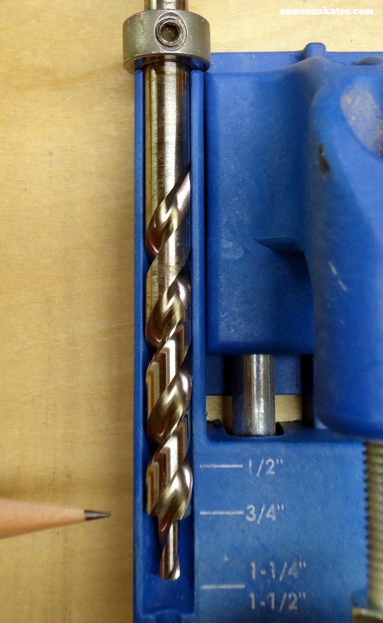 Want to know how to use a Kreg Jig? This tutorial gives tips for avoiding mistakes when drilling pocket holes for DIY projects - set the Kreg Jig drill bit collar