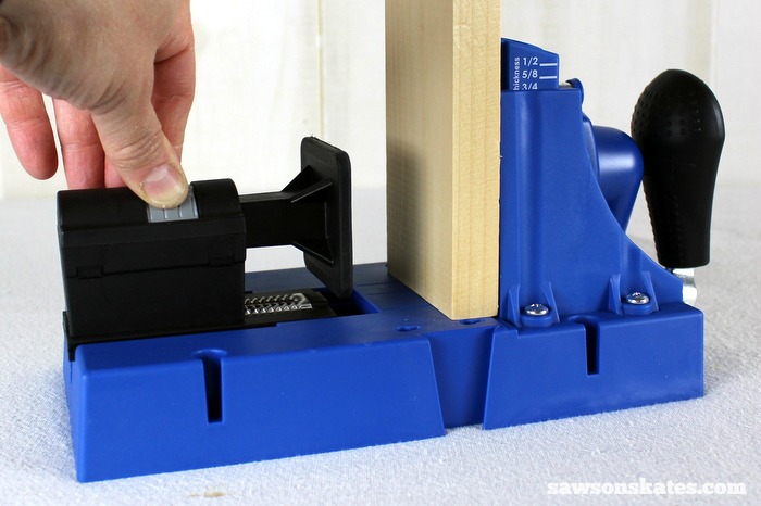 The Kreg Jig K5 features a racheting clamp with a soft rubber face