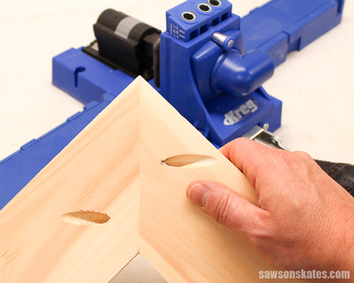 Pocket Hole Joints - Drilling pocket holes on miter joints is easy, but it does take a little extra thought and planning