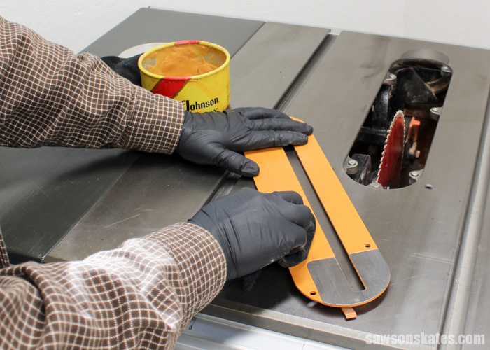 how_to_wax_your_table_saw_14 Saws on Skates