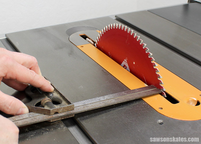 7 Easy Tricks to Tune Up Your Table Saw