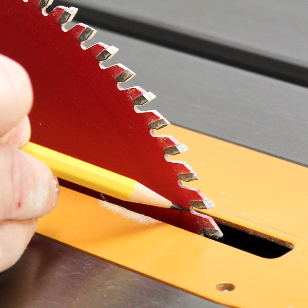 7 Easy Tricks to Tune Up Your Table Saw