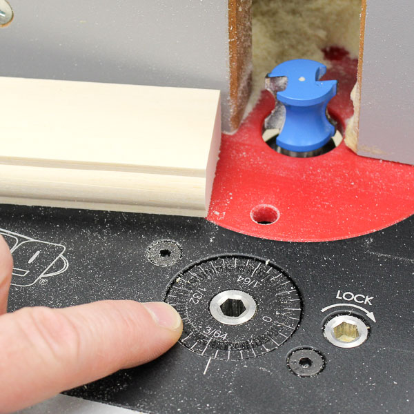 A Router Lift is the No-Nonsense Way to Set Up a Router Table