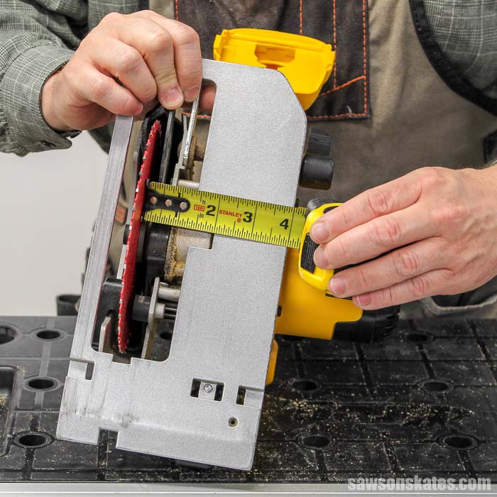 Measuring the left side of a circular saw to make a DIY circular saw miter jig