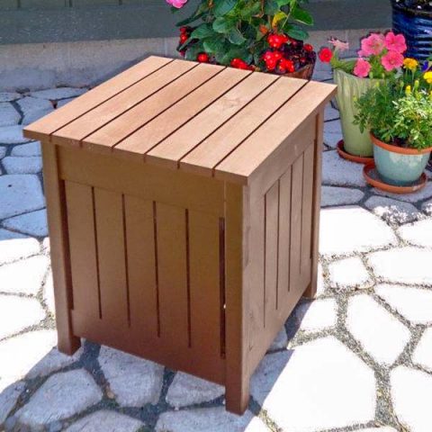 Small Diy Picnic Table (simple, Sturdy & Only 8 Boards!) 