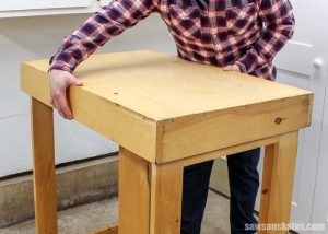 Removing the top off of the DIY foldable workbench
