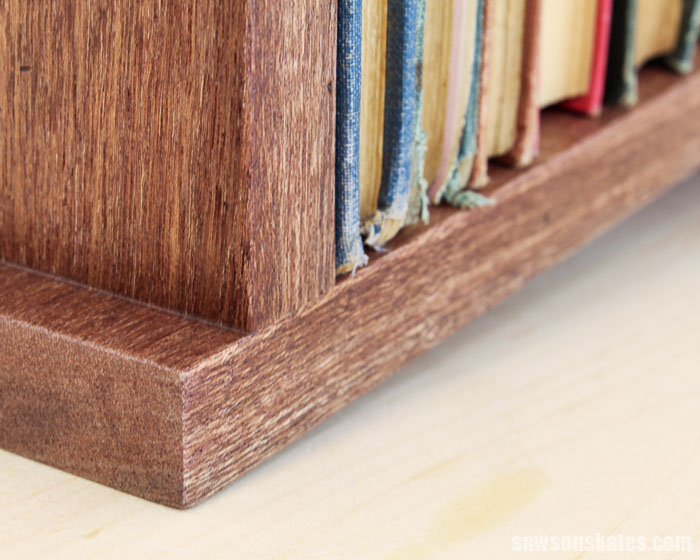 DIY book stand - a beginner woodworking project - BUILD FROM