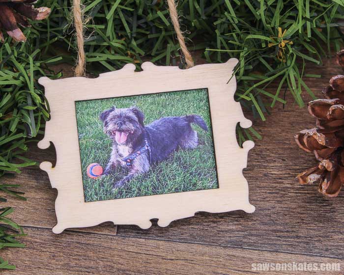 Personalize your holiday decor with these DIY Christmas picture frame ornaments. They're easy to make and a creative way to share your family memories.