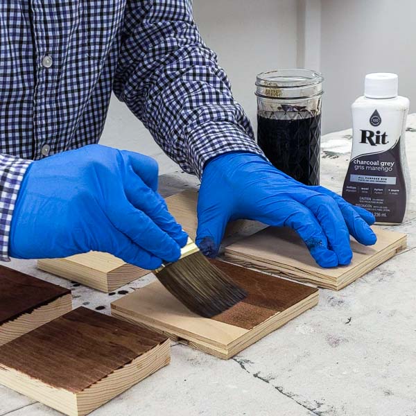 How to Use Rit Dye on Wood