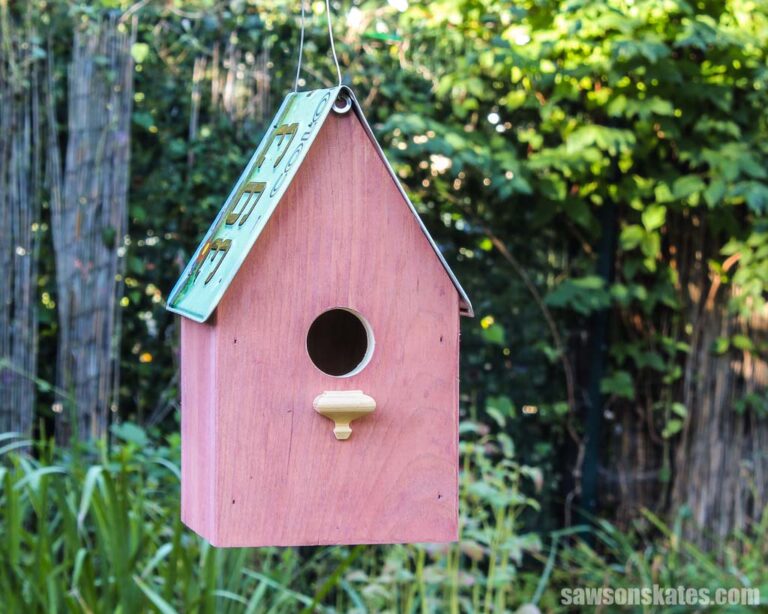 DIY License Plate Birdhouse (19 Step-by-Step Photos) | Saws on Skates®