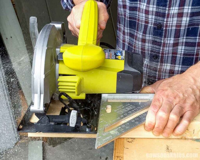 Jigsaw vs Circular Saw (Differences, Uses & Which to Buy) Saws on Skates®