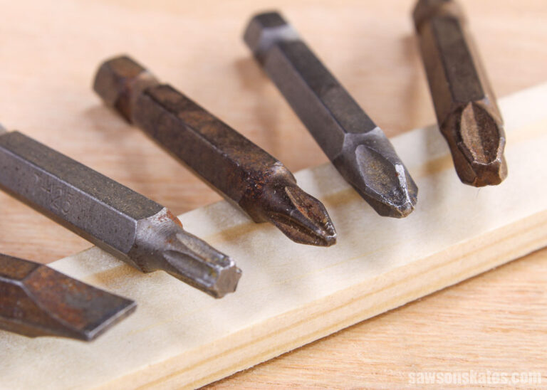 Electric Screwdriver vs Drill (Differences + Which to Buy) Saws on