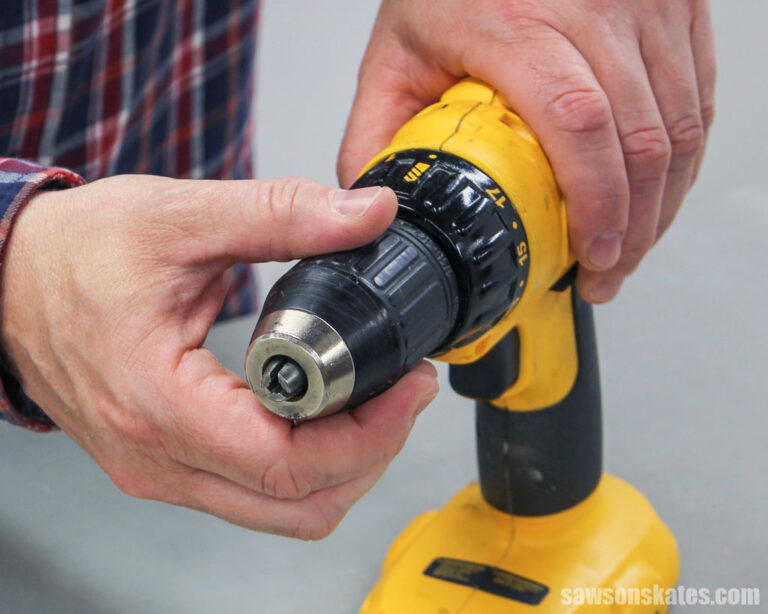 How to Change a Drill Bit (StepbyStep) Saws on Skates®