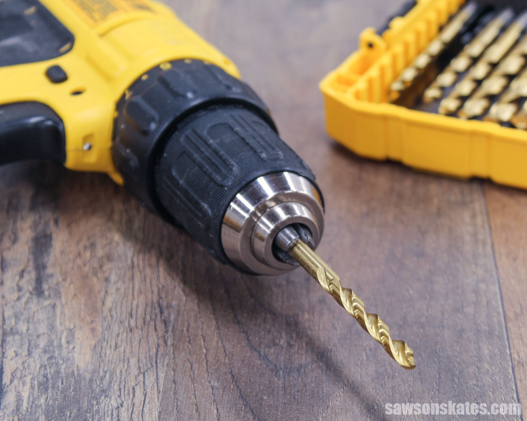 How To Change The Drill Bit How to Change a Drill Bit (Step-by-Step) | Saws on Skates®