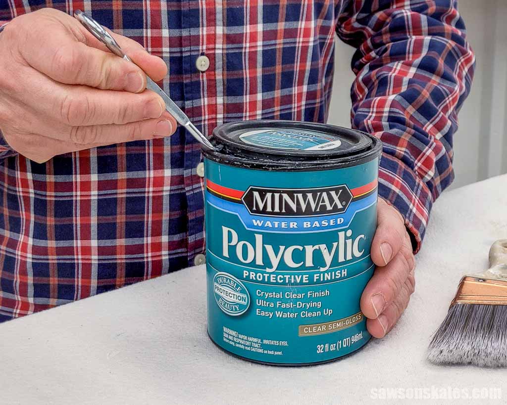 Opening a container of Polycrylic