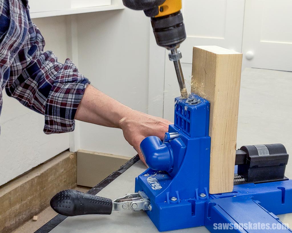 Using a Kreg Jig to drill a hole in a 2×4