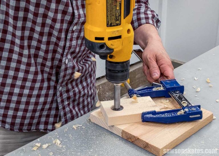 DIY Paper Towel Holder (Quick & Easy) Saws on Skates®