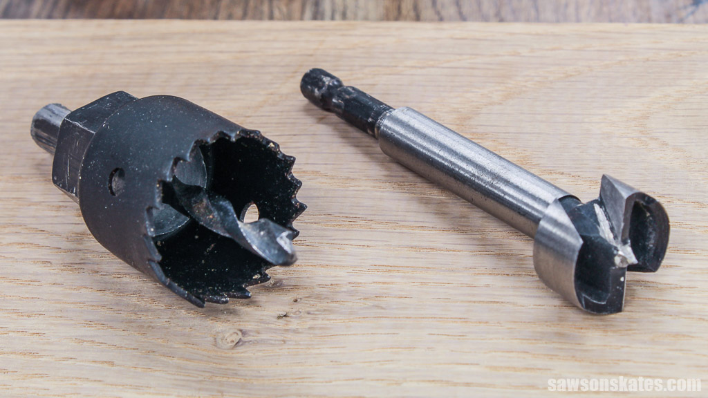 Comparing a hole saw to a Forstner bit