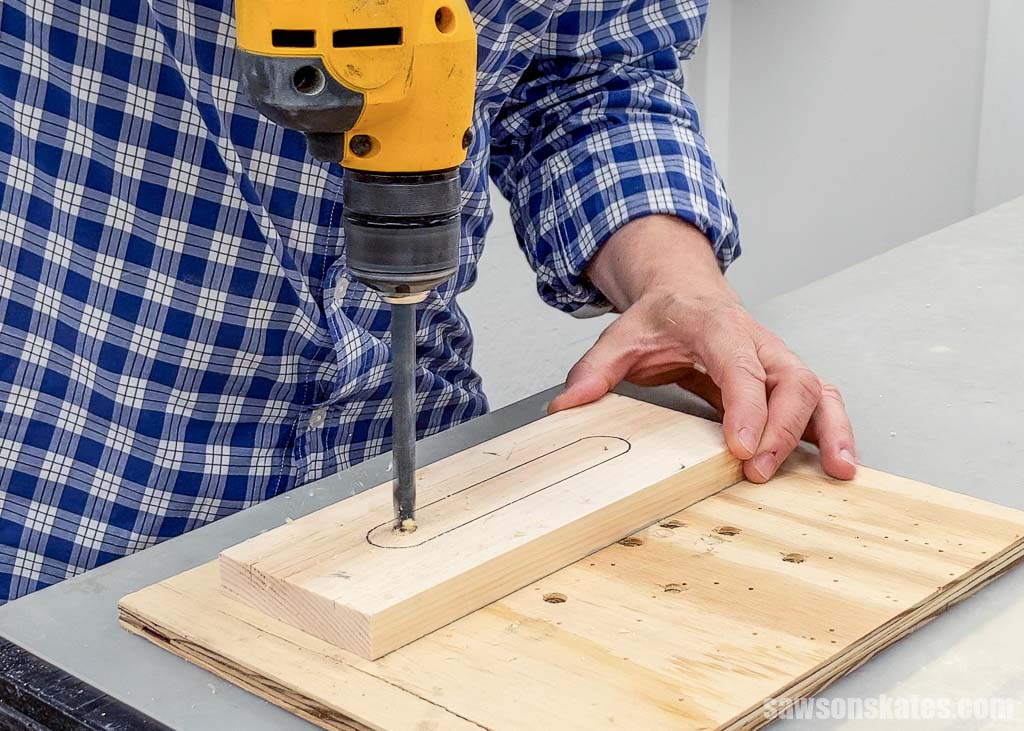 Drilling a hole for starting point for a scroll saw blade