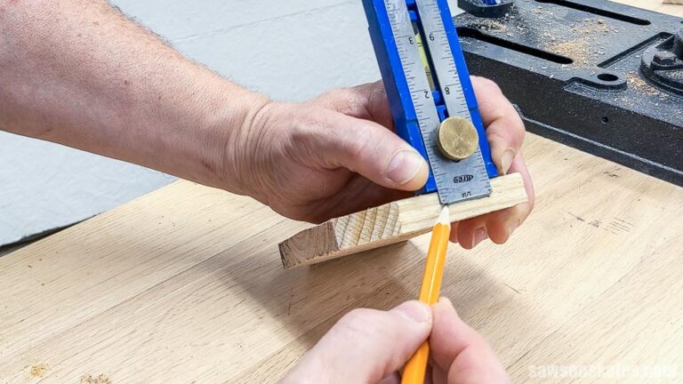 DIY Rustic Wooden Christmas Tree with Lights | Saws on Skates®