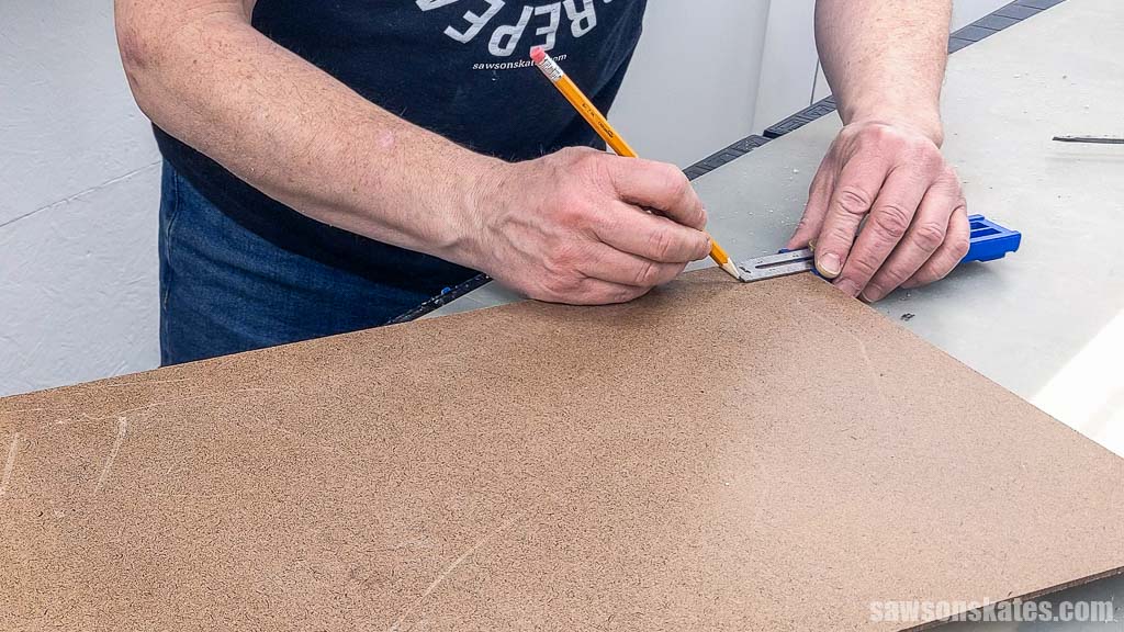 Transferring the hinge location to the hardboard