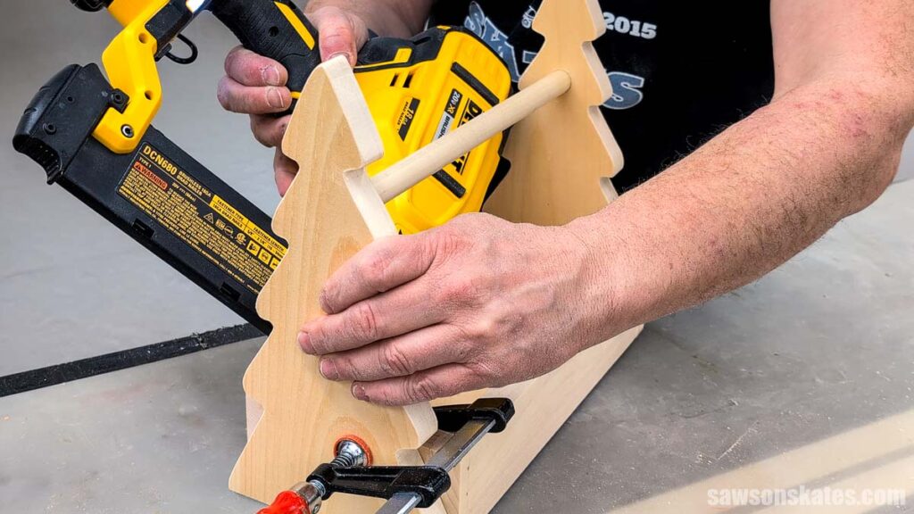 Attaching the second tree to the other side of the tray