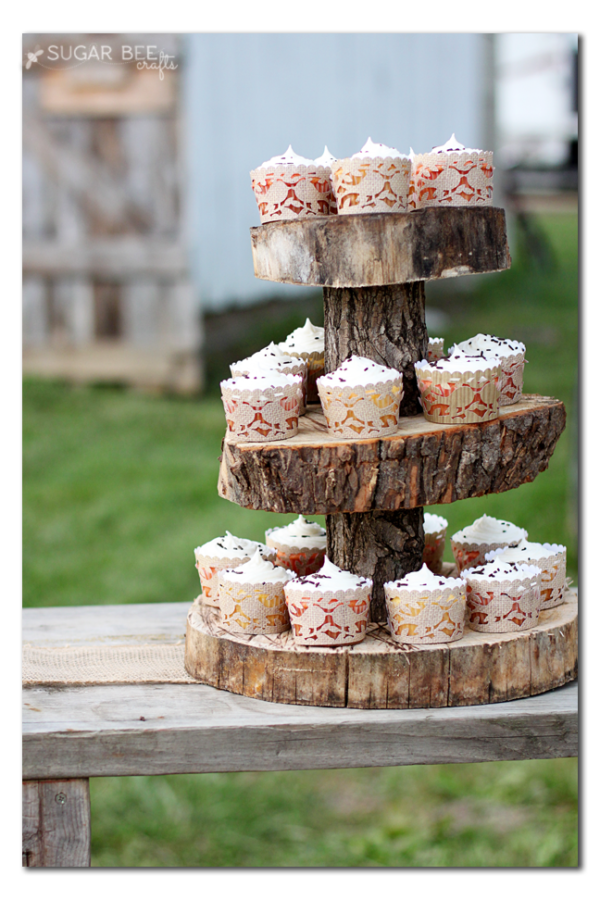 tiered cupcake stand