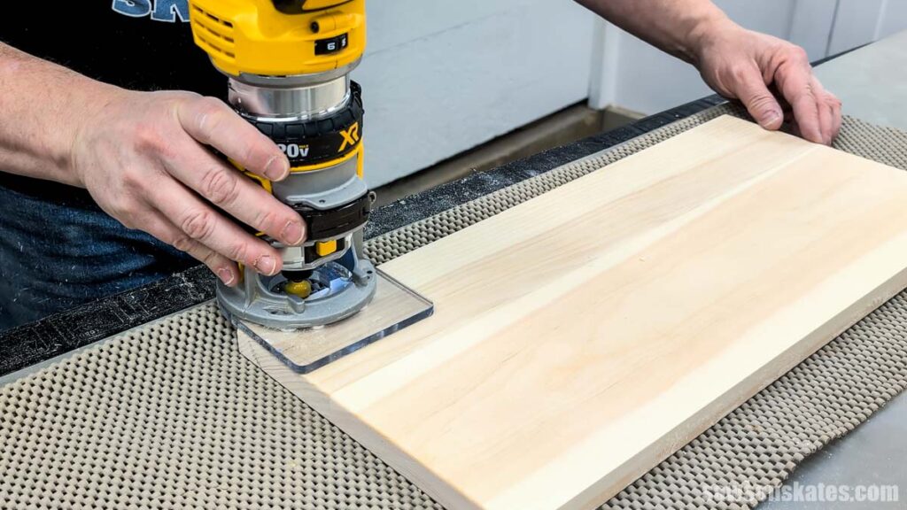 Using a router to roundover the edges of a board