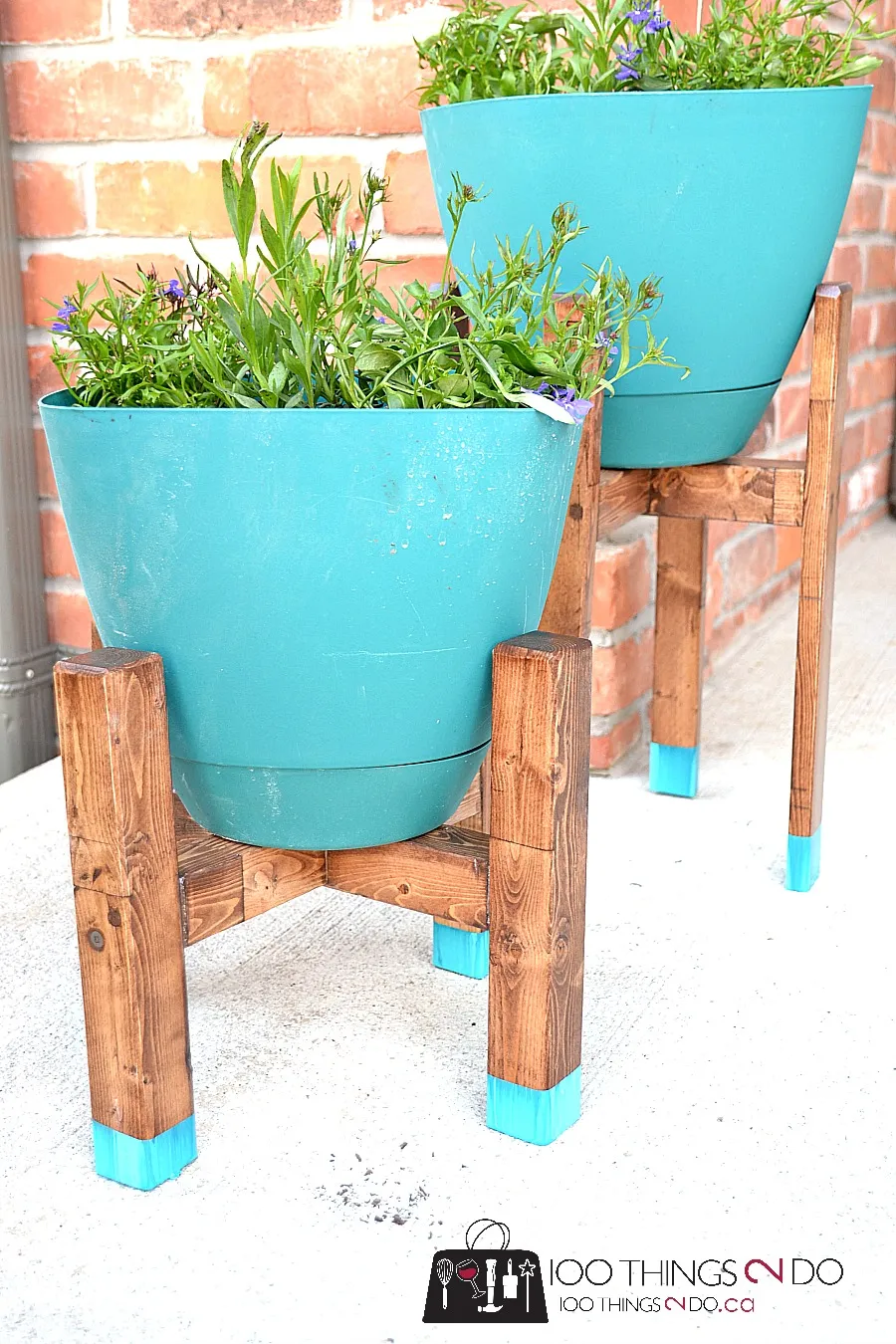 Wood plant stand with paint dipped legs